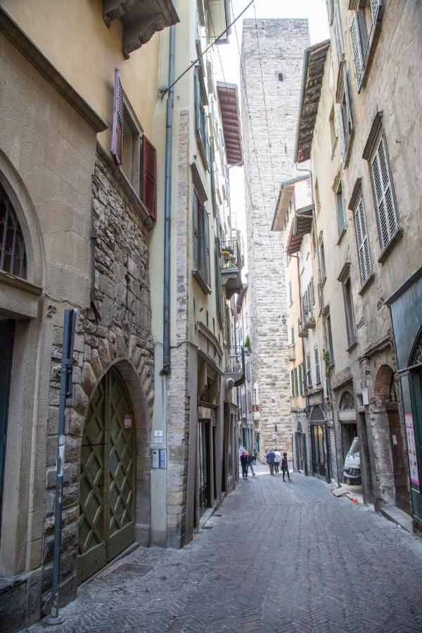 Casa Vacanze Gombito 4 Bergamo Alta Exterior foto
